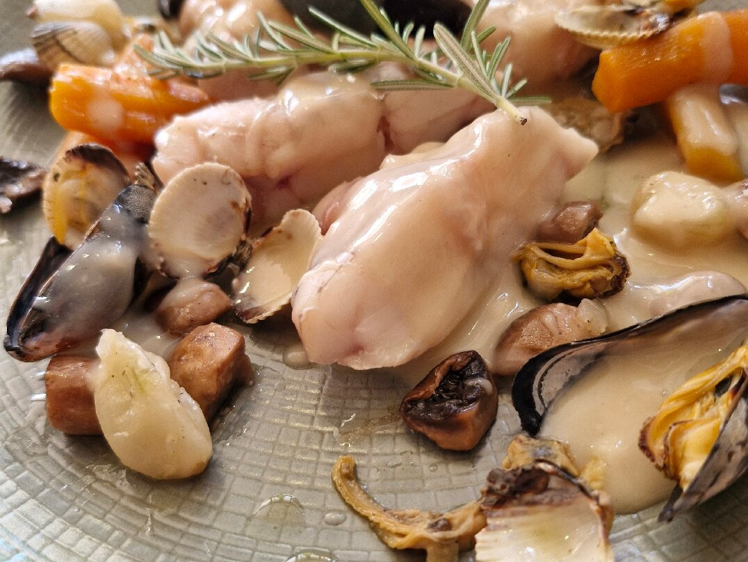 Hôtel-Restaurant Les Collines主图