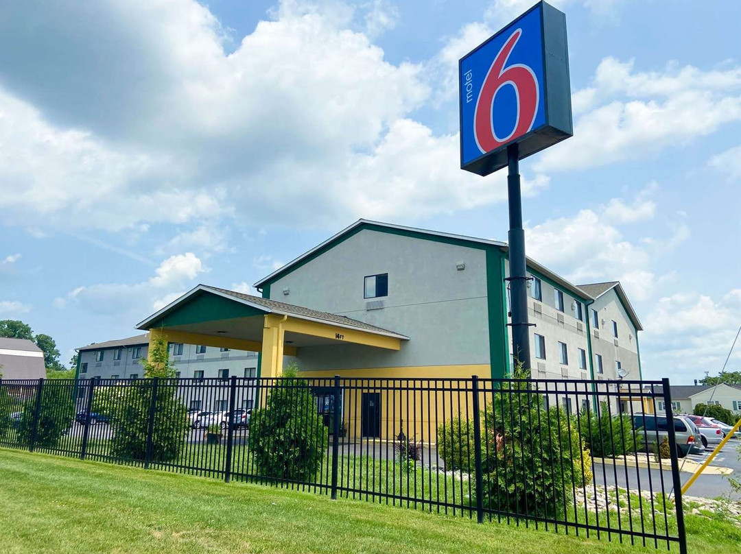 Motel 6 Lancaster, PA