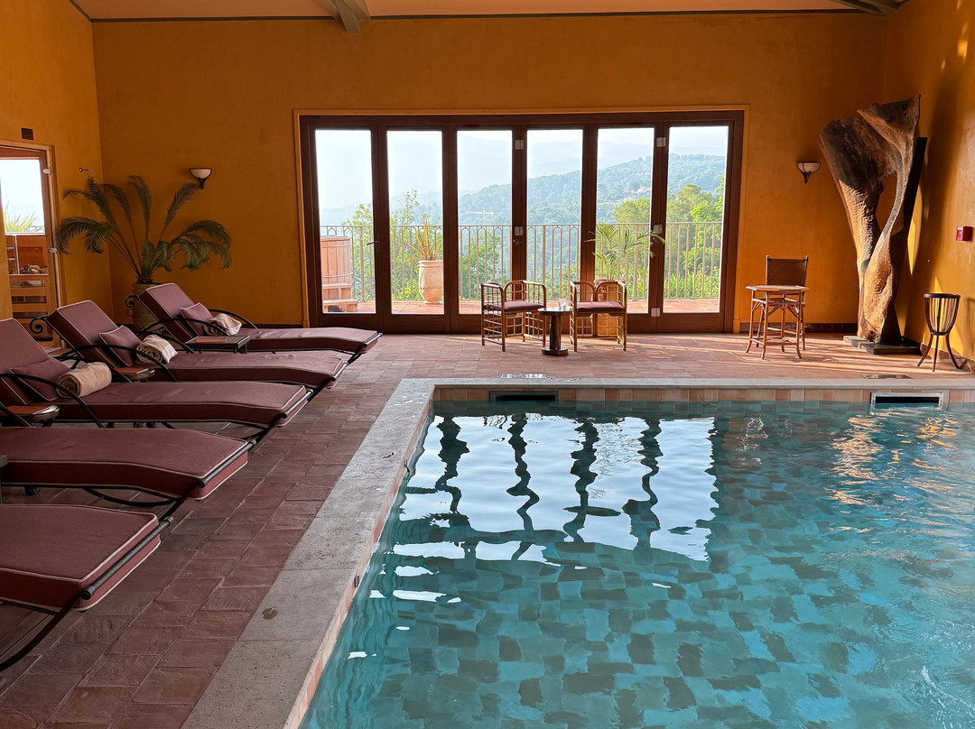 卡蒂勒酒店主图