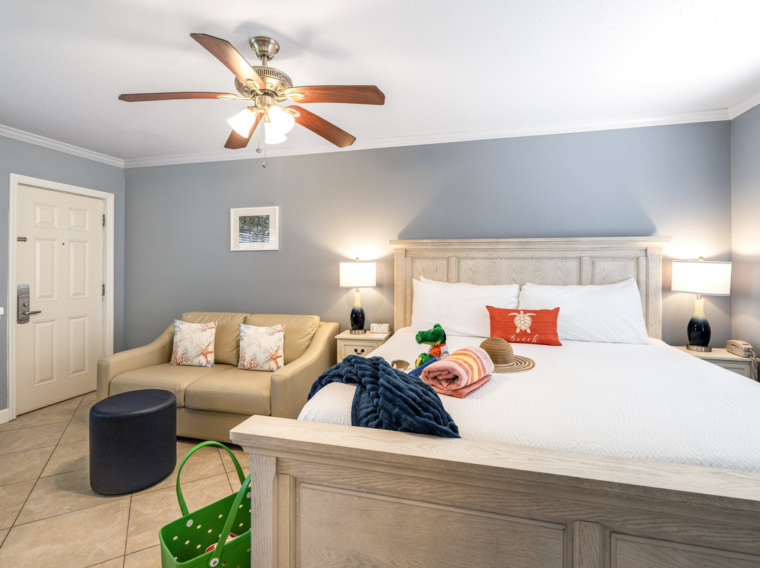 Tropical Beach Resorts - Sarasota主图