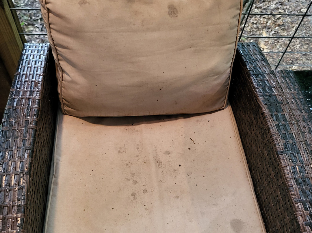 Whiskey on the River主图