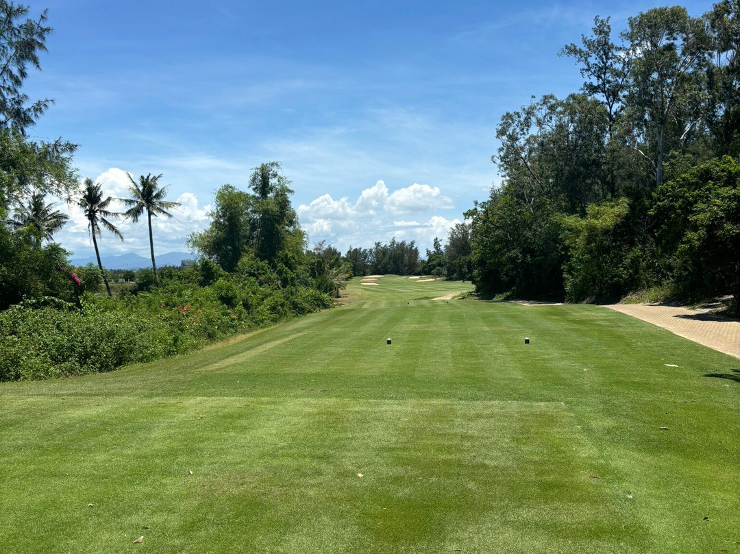 蒙哥马利海湾球场-岘港必去景点