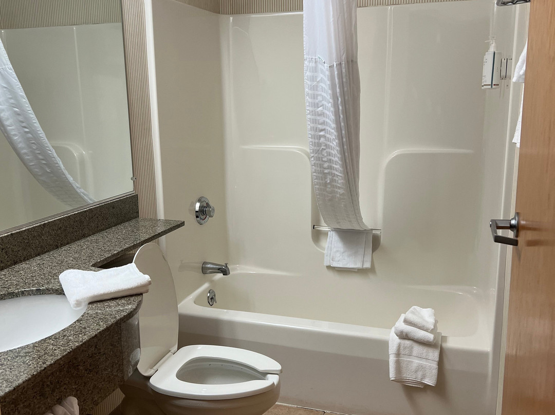 Microtel Inn & Suites by Wyndham Uncasville Casino Area主图