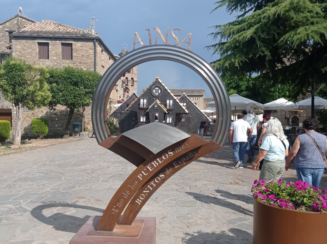 Iglesia de Santa Maria-艾因萨必去景点