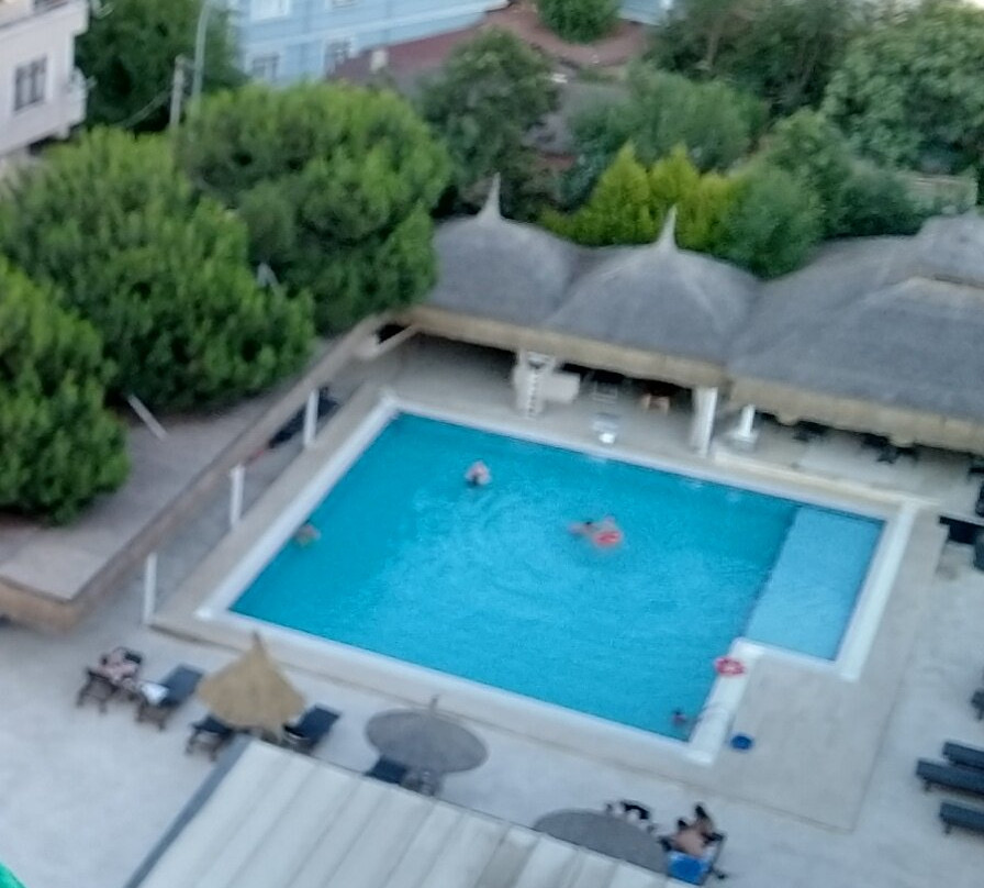 Emirtimes Hotel Tuzla主图