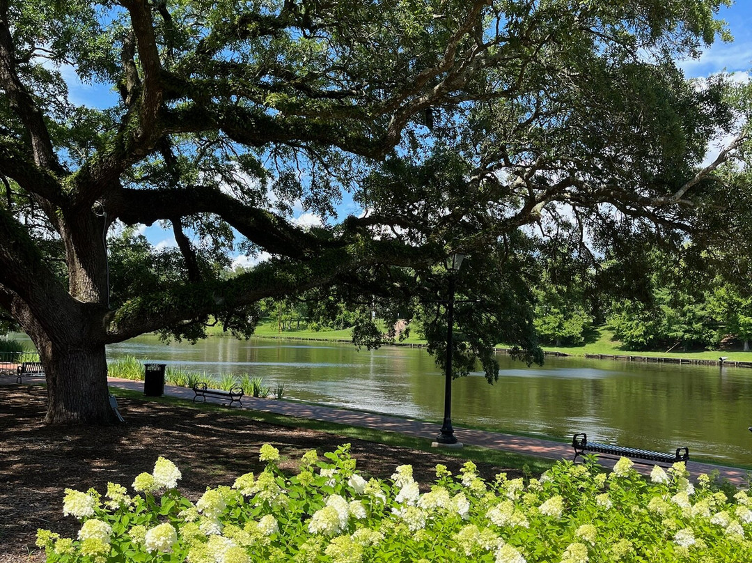 Historic District Shopping-纳基托什县必去景点