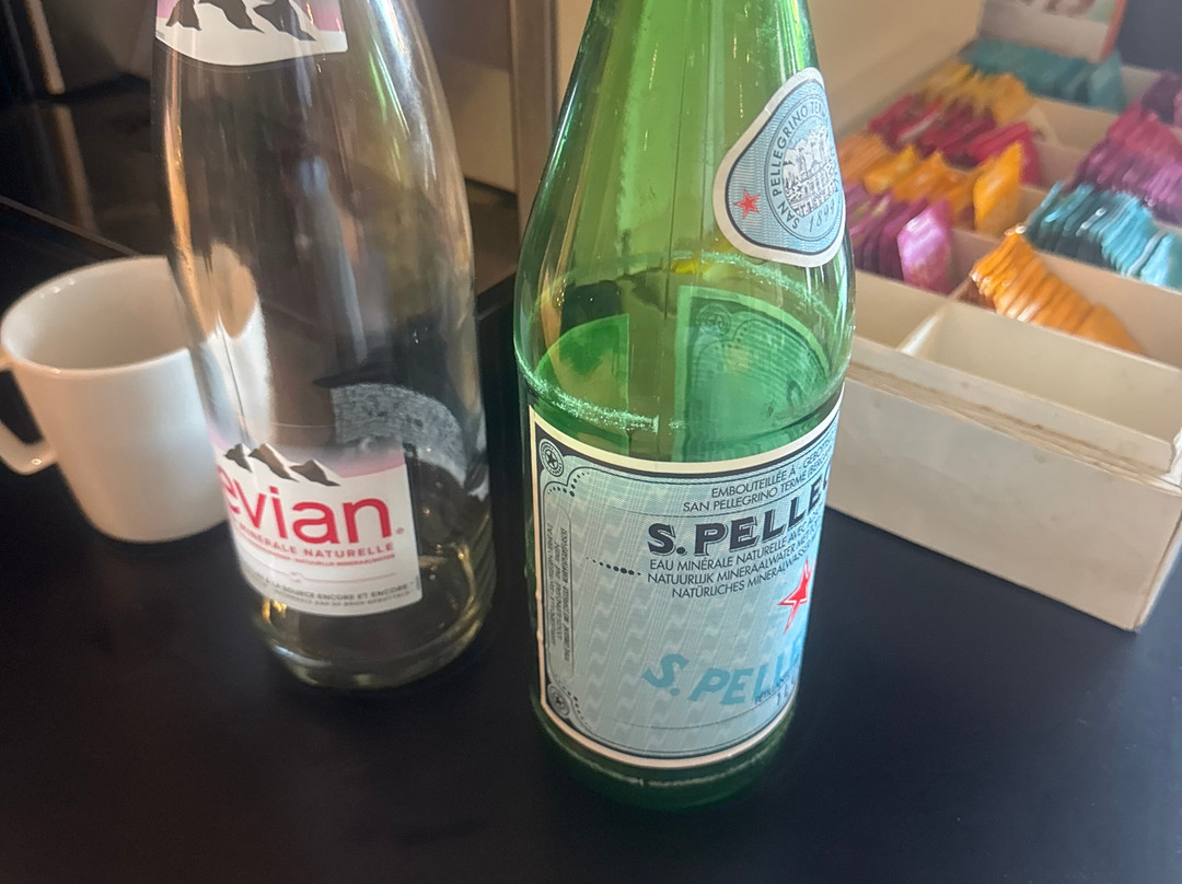 第戎克莱蒙梭钟楼会议酒店主图