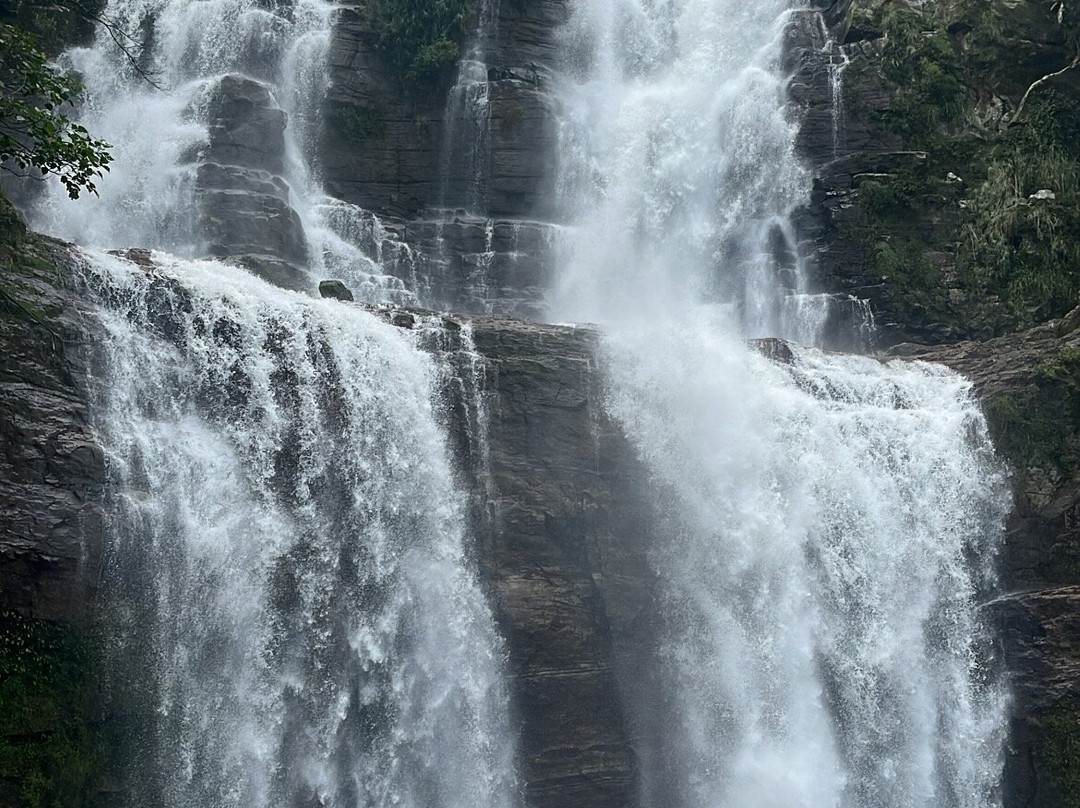 DJ-Divan-奴娃拉伊利雅必去景点