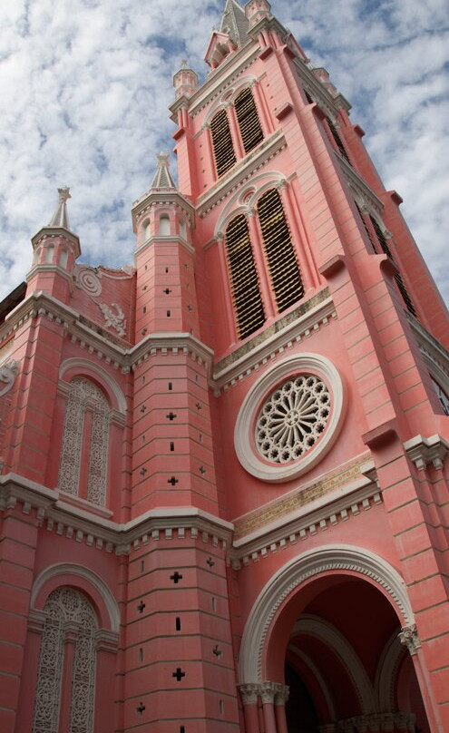 耶稣圣心堂-胡志明市必去景点