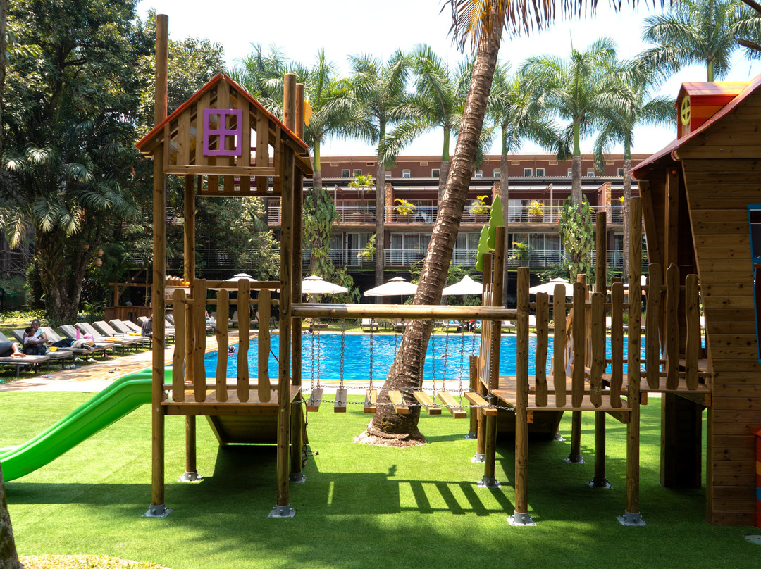 Kabira Country Club主图