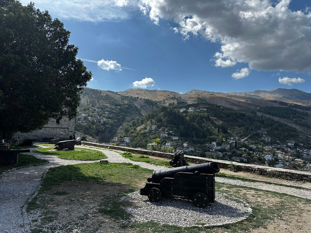 ALBANIA MINIVANS TOURS-沙兰德必去景点