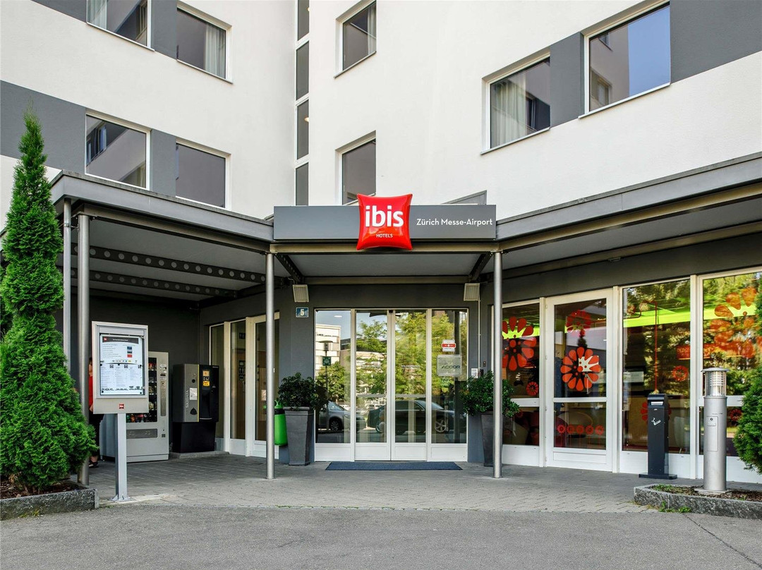 瓦利塞伦市酒店住宿-宜必思苏黎世机场酒店