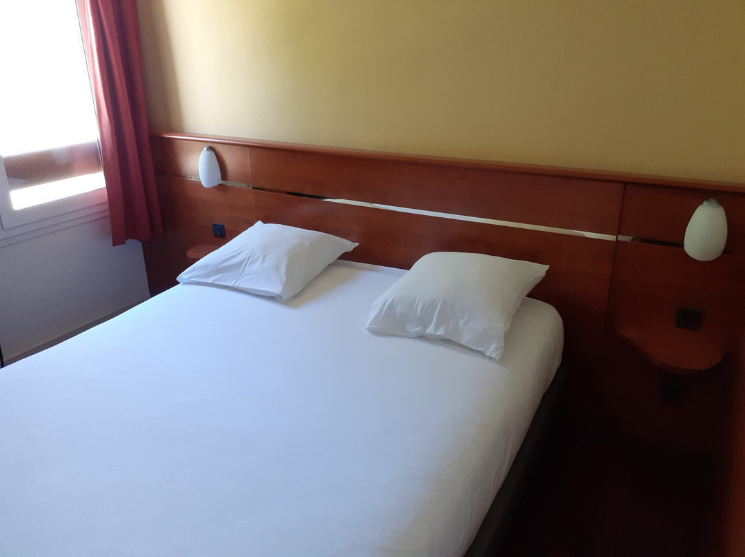 Laplume酒店住宿-Brit Hotel Agen - L'Aquitaine