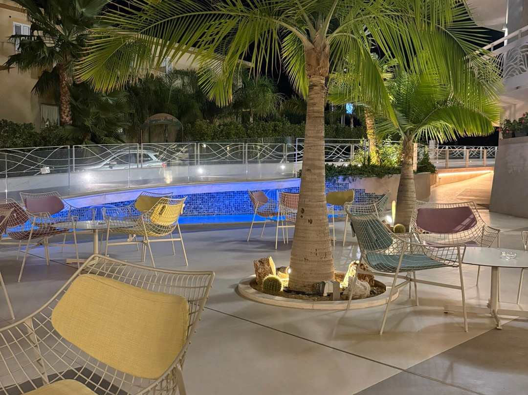 总统大酒店主图