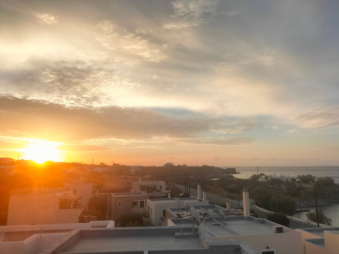 Alexandra Hotel主图