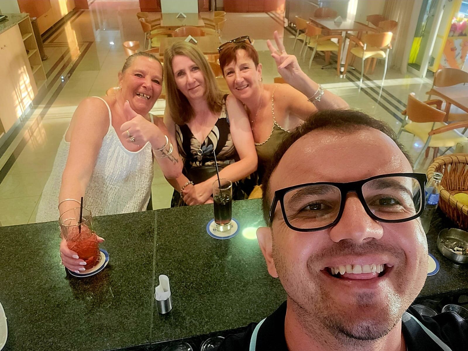 Emerald Hotel-官方