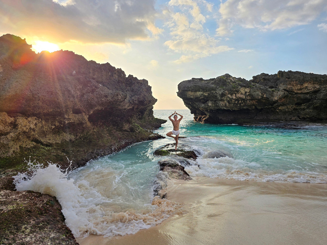 Mandorak Beach-松巴岛必去景点