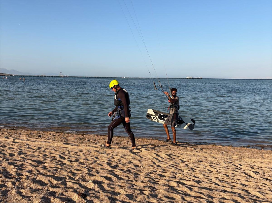 Kitesurfing Windsurfing Kiteboarding OS The Old School-沙姆沙伊赫必去景点