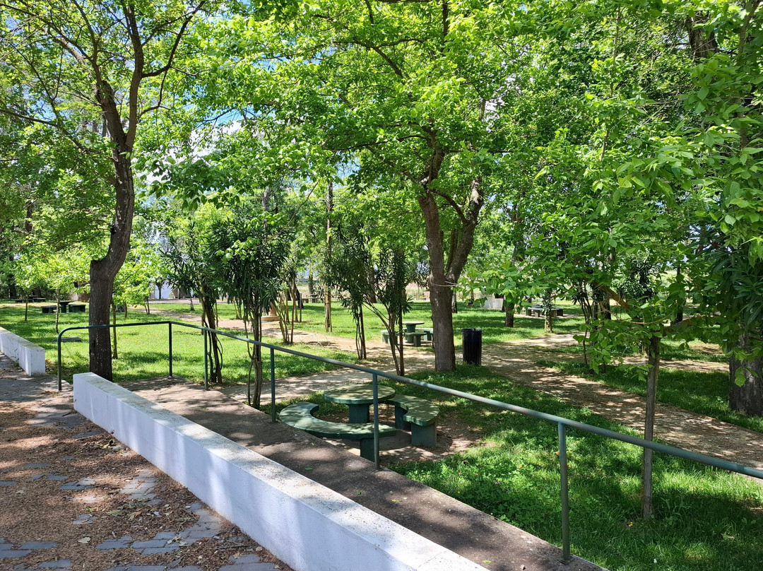 Parque do carril-Alpiarca必去景点