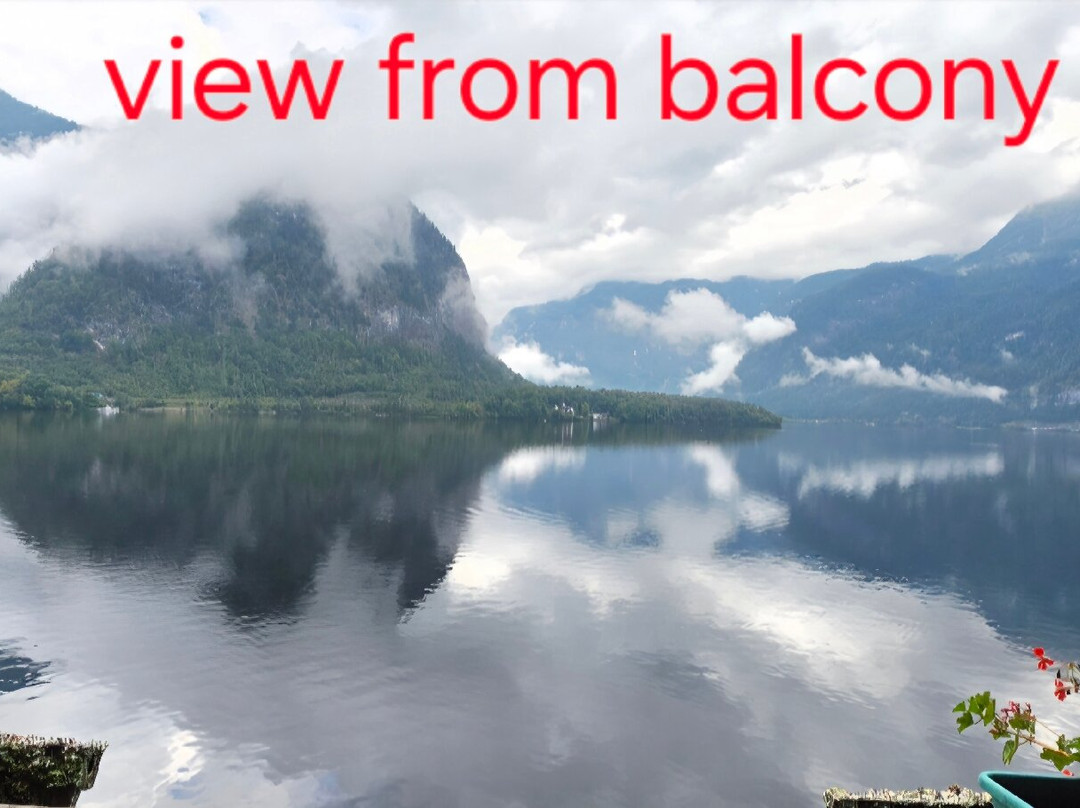 萨里斯特因旅馆主图