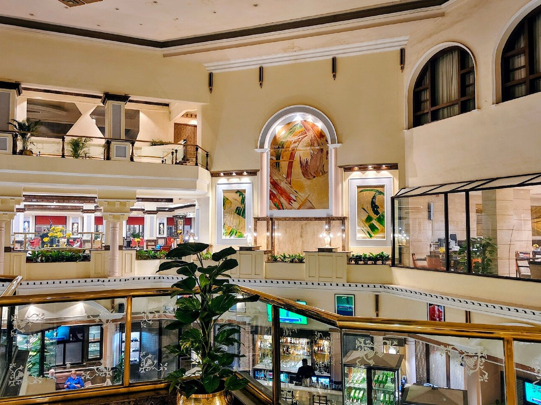 New Surya Hotel主图