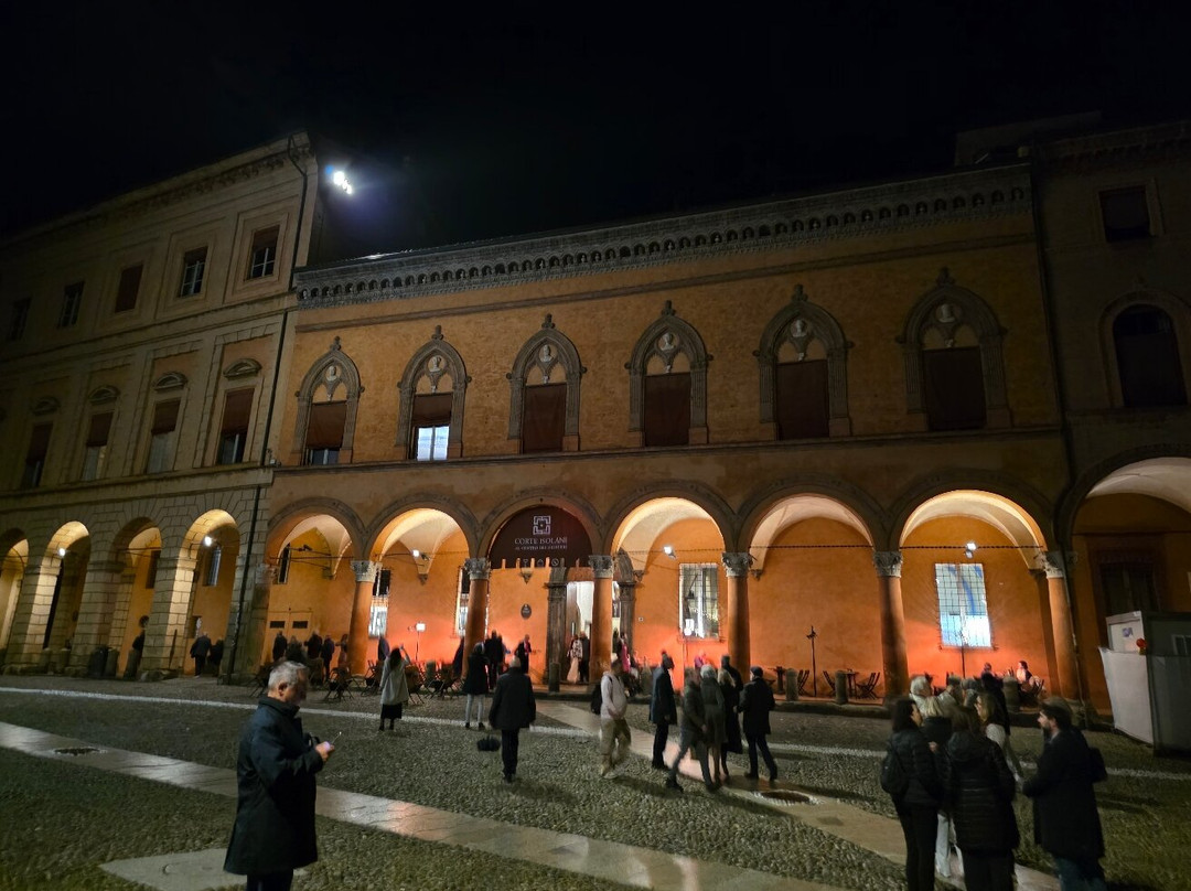 Casa Isolani-博洛尼亚必去景点