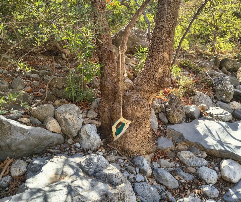 Aposelemis canyon-Analipsi必去景点