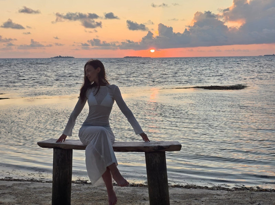 Endheri Sunset Dhangethi主图