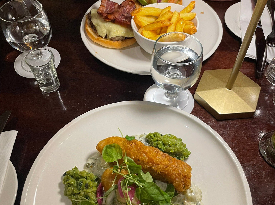 Step House Hotel主图