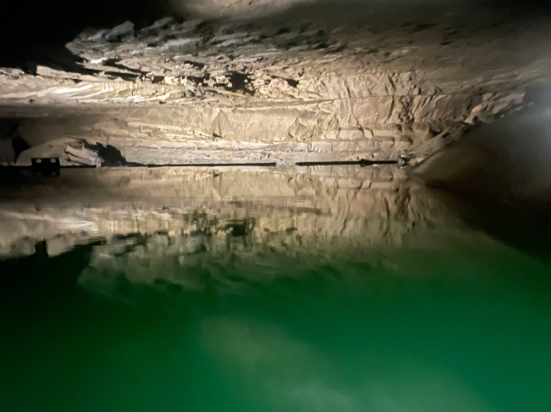 Lost River Cave-鲍灵格林必去景点