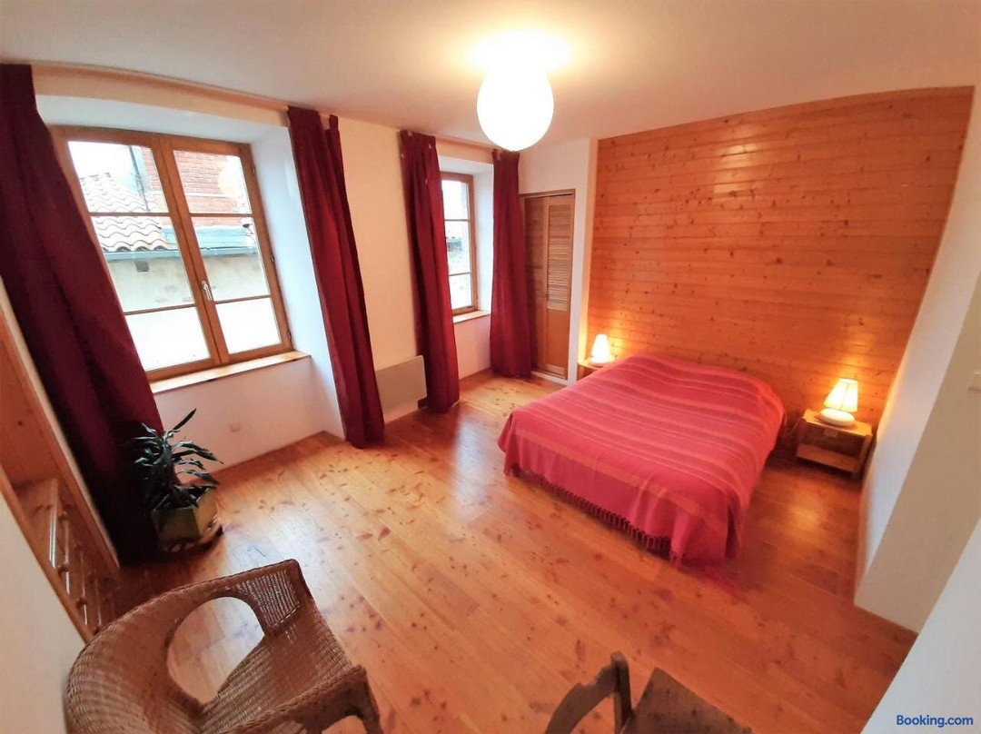 La Chaise-Dieu酒店住宿-Le Clos de L'Atre