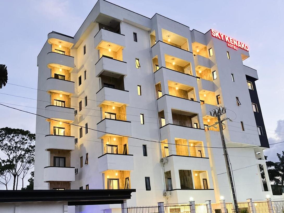 Sky Kenako Hotel