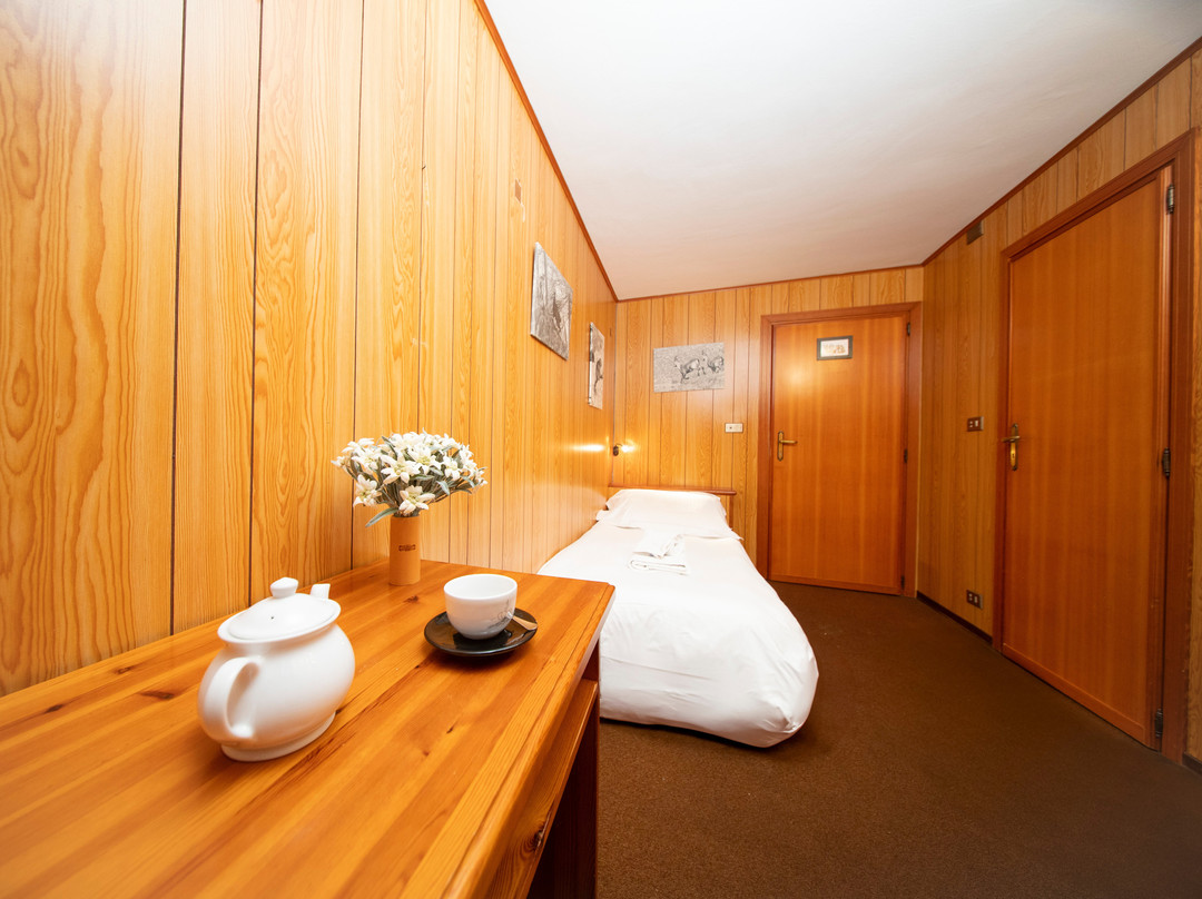 丽斯欧克酒店主图