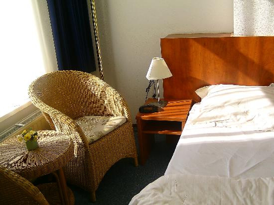 Hotel De Ruyter主图