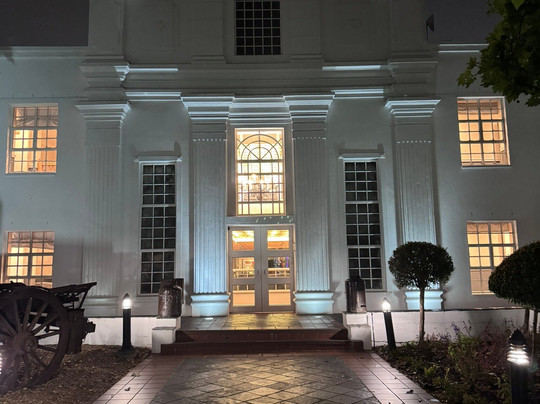 格兰德韦斯特城市宾馆主图