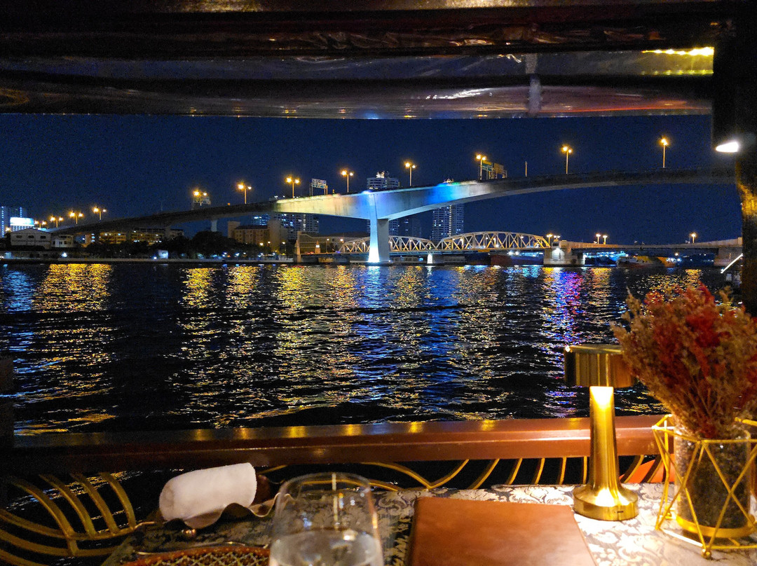 Manohra Cruises-曼谷必去景点