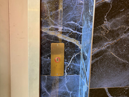 杜卡勒酒店主图