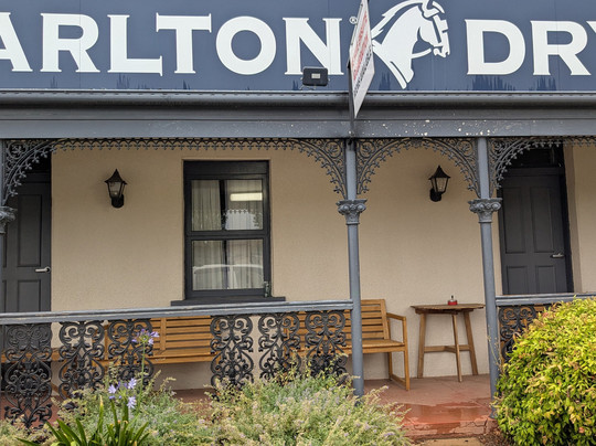 Bredbo Inn Hotel主图