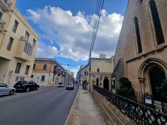 Holy Trinity Church-斯利马必去景点