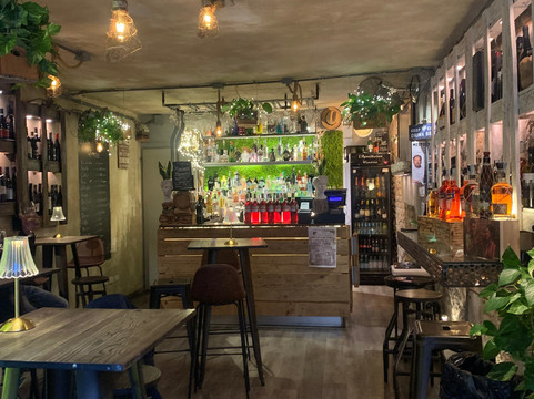 Wineria Aperitivino-Cerreto Guidi必去景点