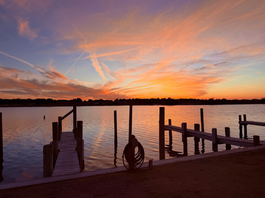 Bear Creek酒店住宿-Waterway Inn