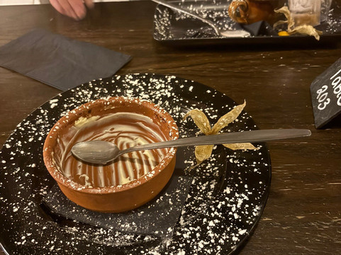 王之首旅馆主图