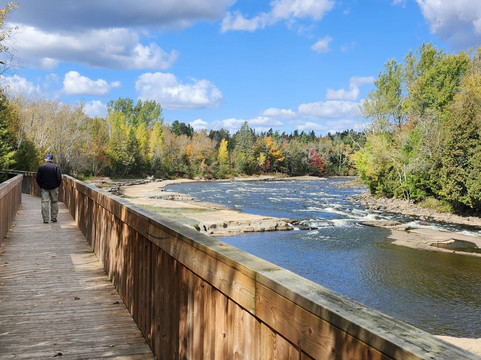 Promenade Jacques Cartier-Pont-Rouge必去景点