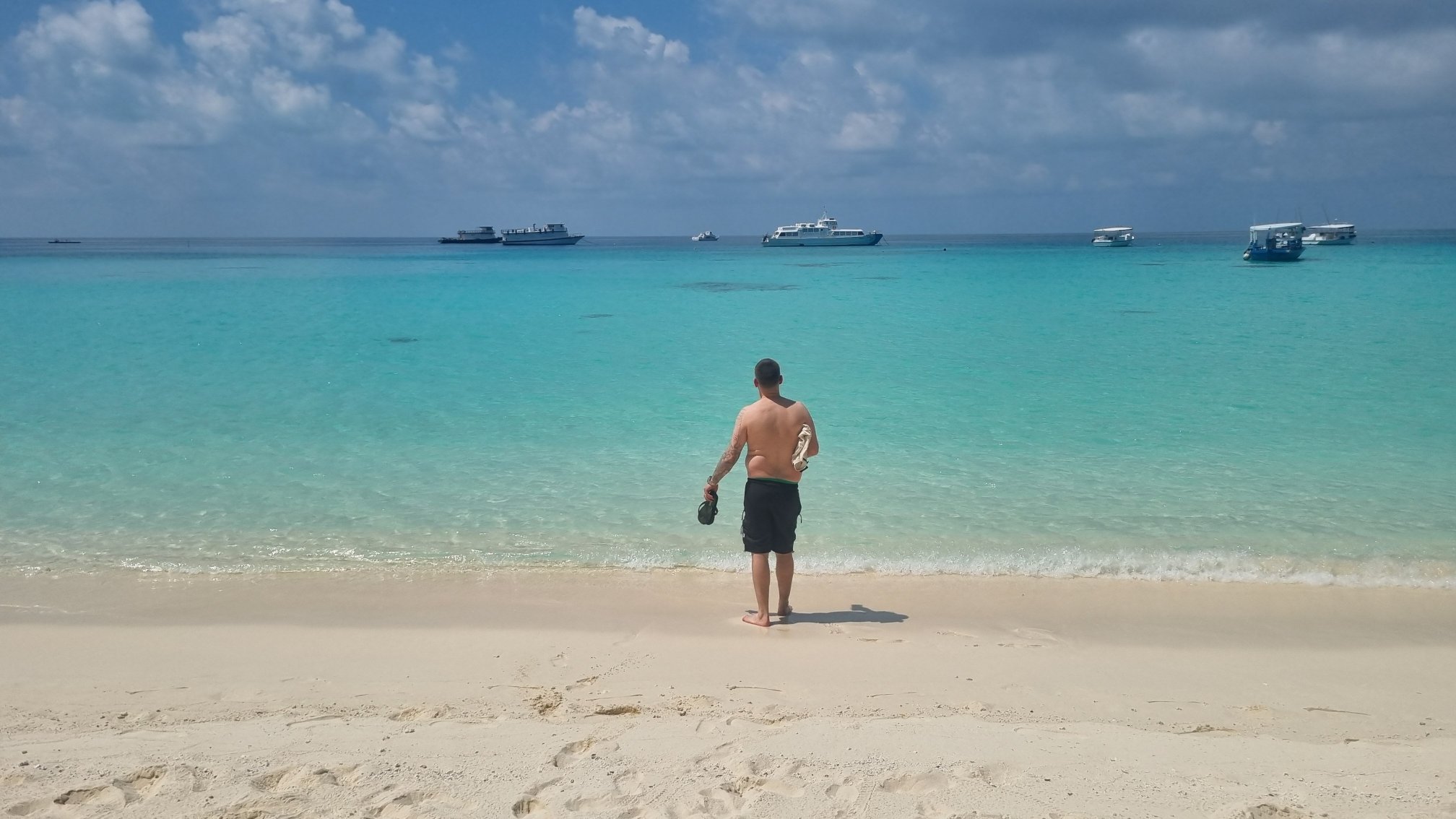 库拉玛蒂岛度假酒店-泳池