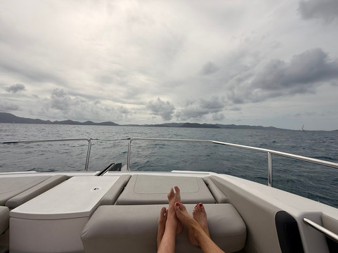 Palm Tree Charters-克鲁兹湾必去景点