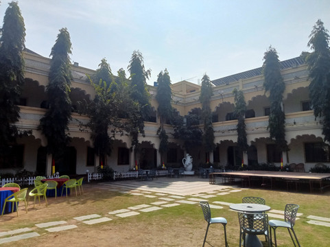 火烈鸟度假村主图