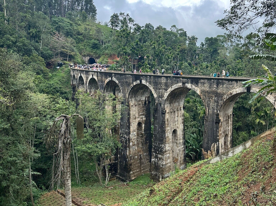 Moon Lanka Tours-希克杜沃必去景点