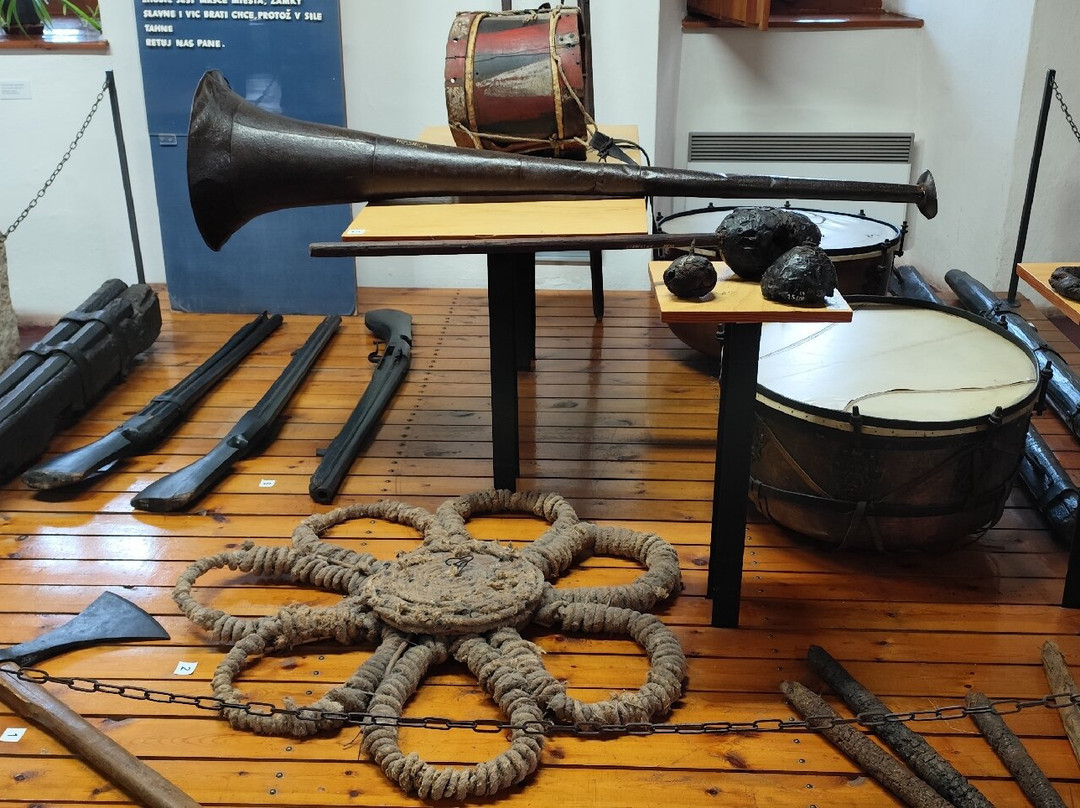 New Castle-班斯卡-什佳夫尼察必去景点