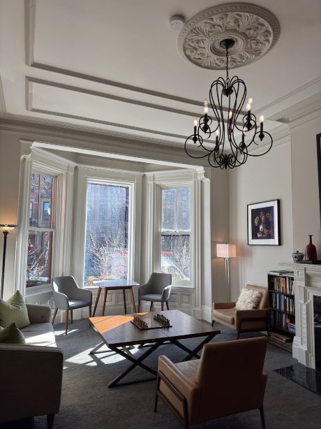 纽伯里宾馆-官方