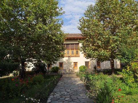 Shekikhanovs` House-舍基必去景点